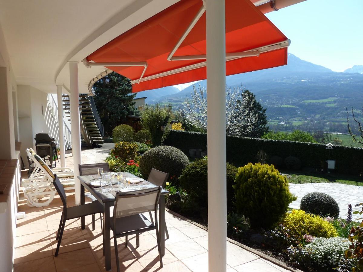 엠브룬 Vue Sur Les Montagnes 아파트 외부 사진