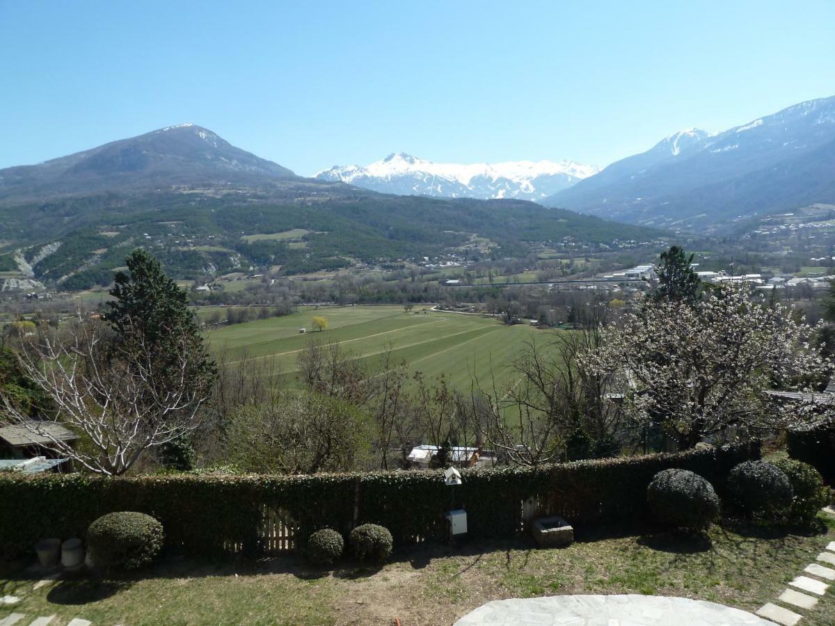 엠브룬 Vue Sur Les Montagnes 아파트 외부 사진
